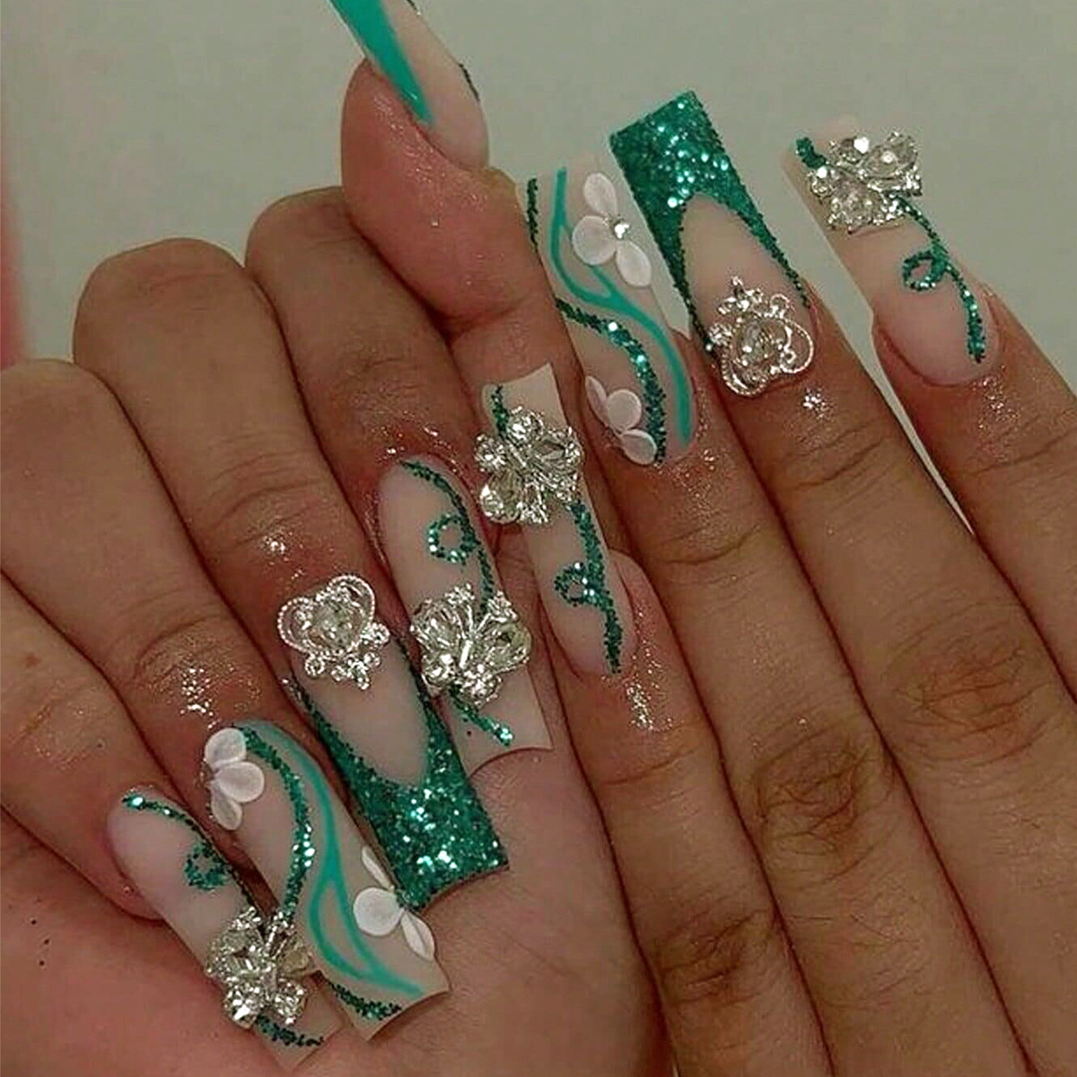 Uñas postizas de bailarina con - Nail Art Gliter reseña y precio